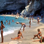 Les Grottes Plage