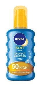 NIVEA Sun Protect & Refresh Invisible Cooling Sun Spray