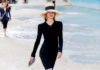 Chanel Spring/Summer 2019: Pamela Anderson, barefoot models and a bit of “je ne sais quoi”